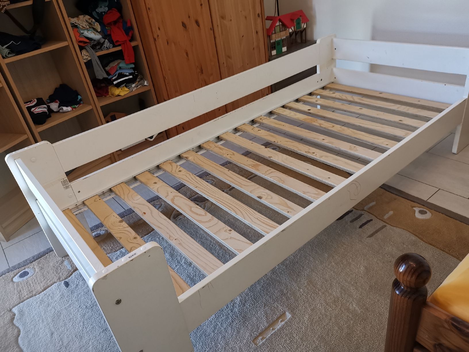 Betten: Kinderbett 90x200 – Gebraucht aus Schlieren von mir_r7jl 2