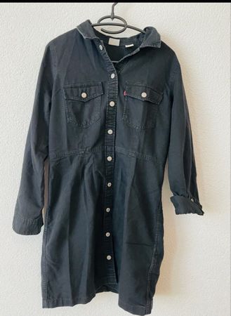 Robe chemise Levi's noire taille L excellent état