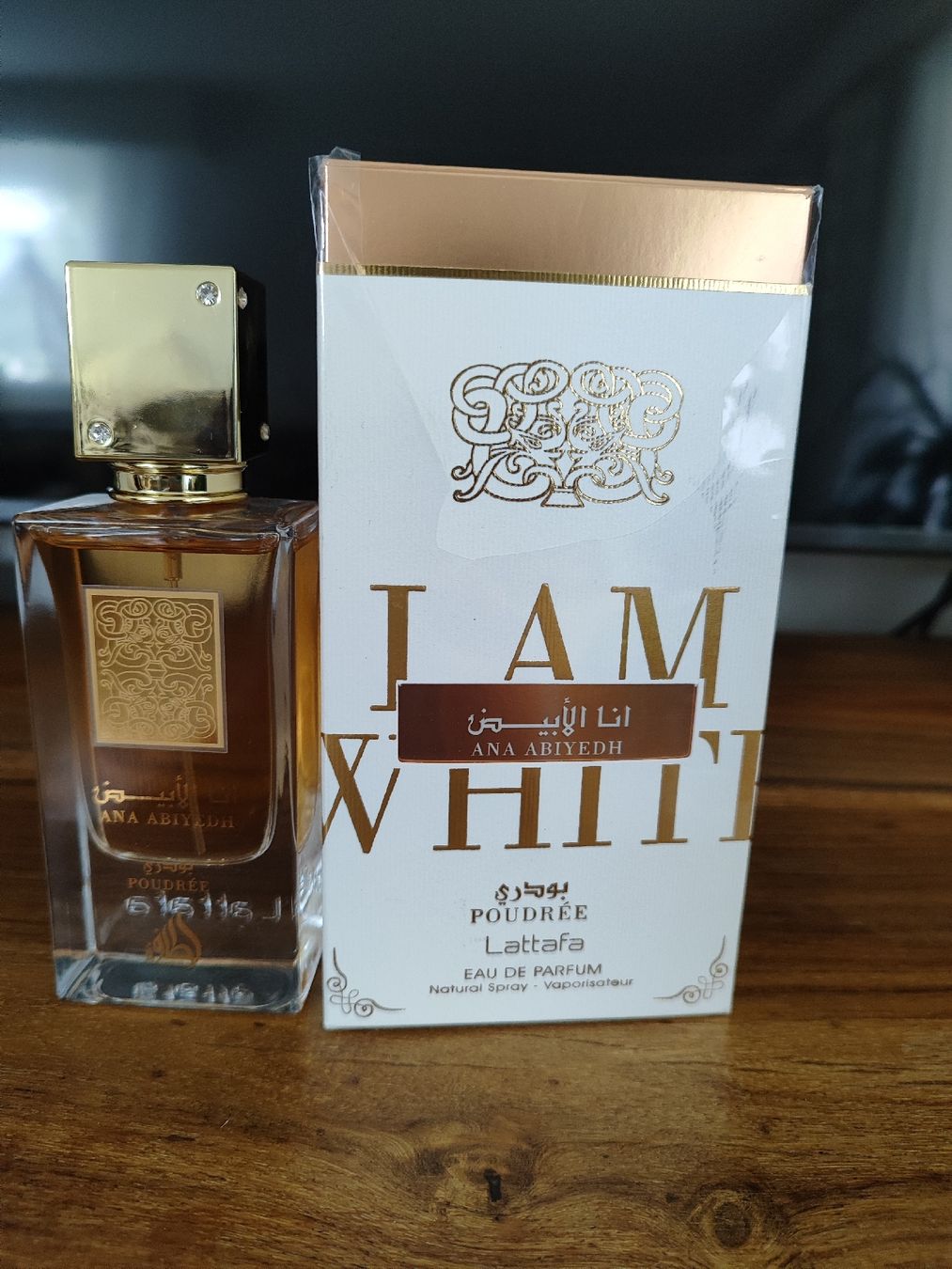 Lattafa Profumi & Eau de Toilette: Lattafa Poudrèe 60ml – Usato da Niederglatt ZH venduto da vaidaBaj