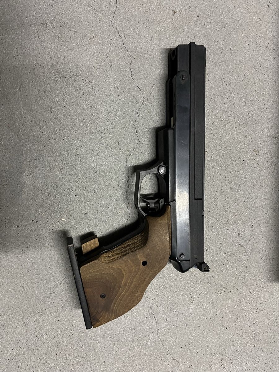 Bogenschiessen: Luftpistole Gamo Mod. Compact gebraucht mit Zubehör – Gebraucht aus Schötz von RcK1994 1