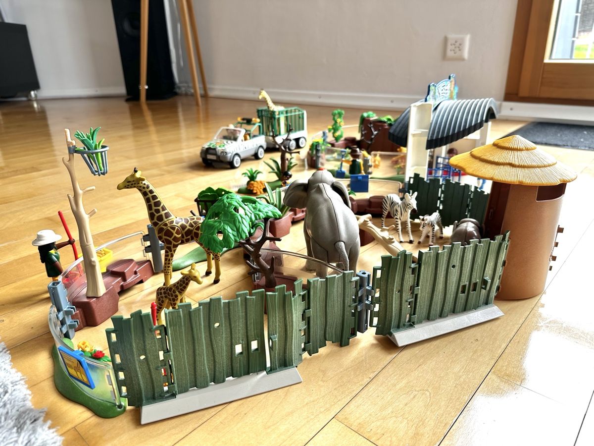 Playmobil Spielzeuge: Playmobile Set Zoo – Gebraucht aus Oberuzwil von  2