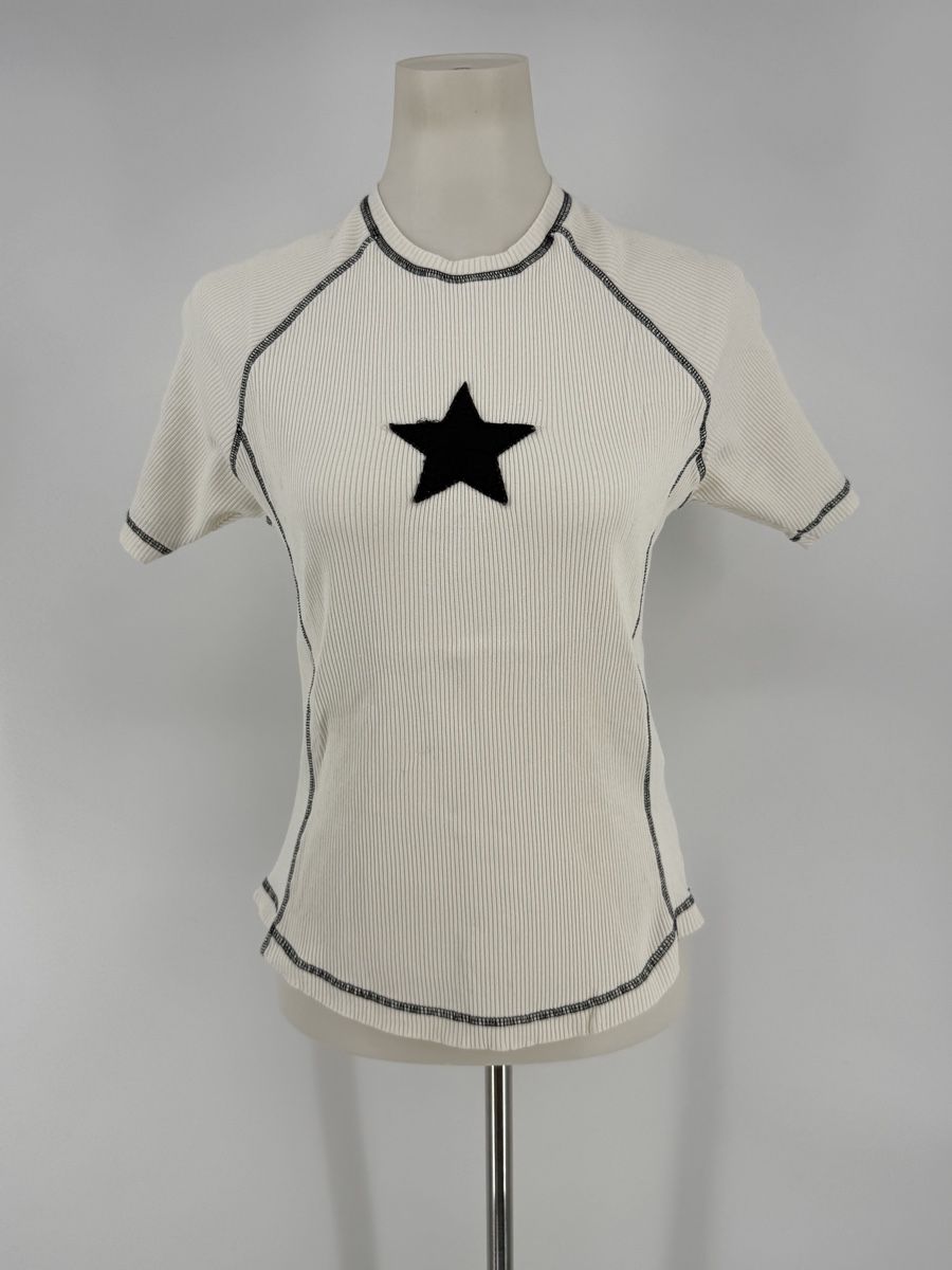 T-shirt: Shirt mit Stern Gr. M von Yourturn – Usato da Auenstein venduto da moin.