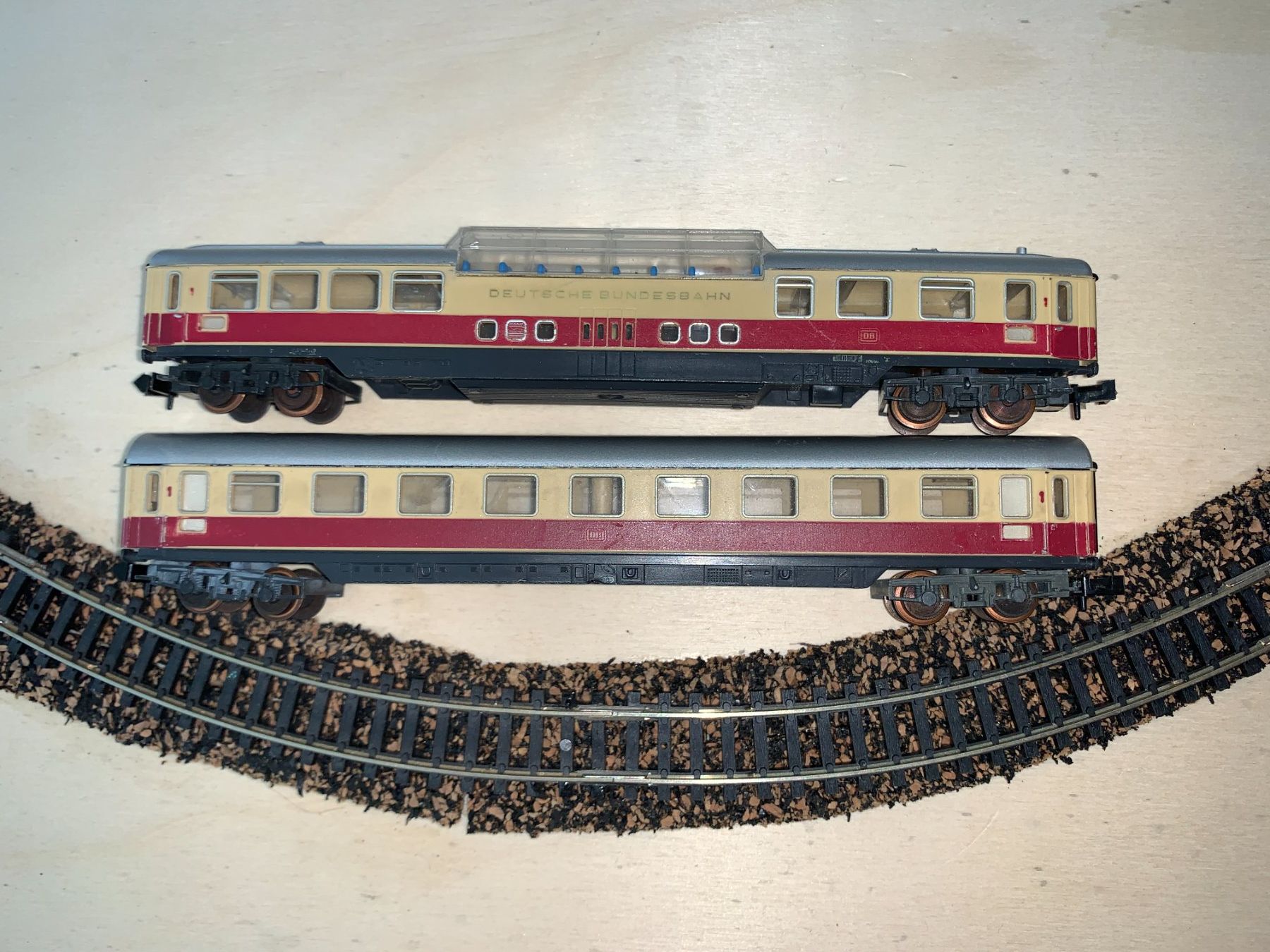 Trix Modellini di ferrovie: 2 Minitrix Wagen DB-TEE – Nuovo (secondo la descrizione) da Belp venduto da capowiga