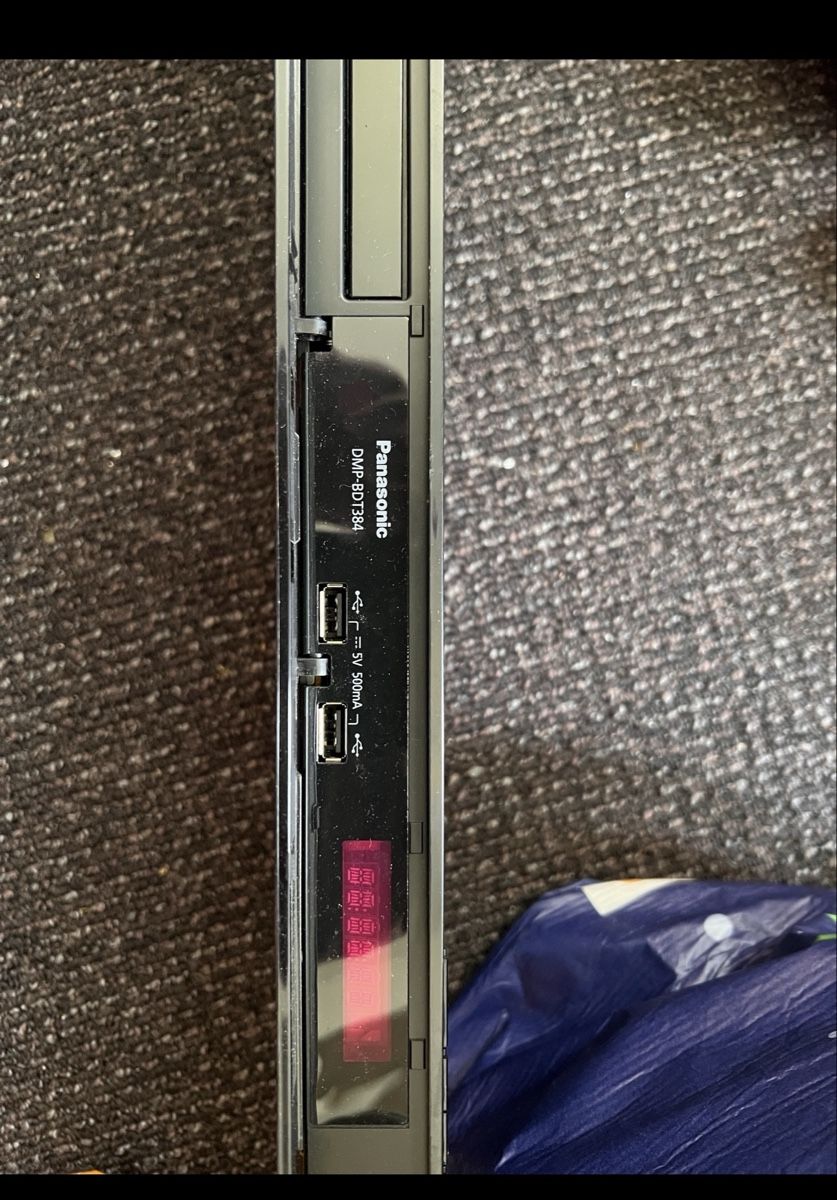 Tutti i DVDs: DVD-Player 4K, Panasonic inklusive Kabel – Nuovo (secondo la descrizione) da Frauenfeld venduto da OmarRaafat 2