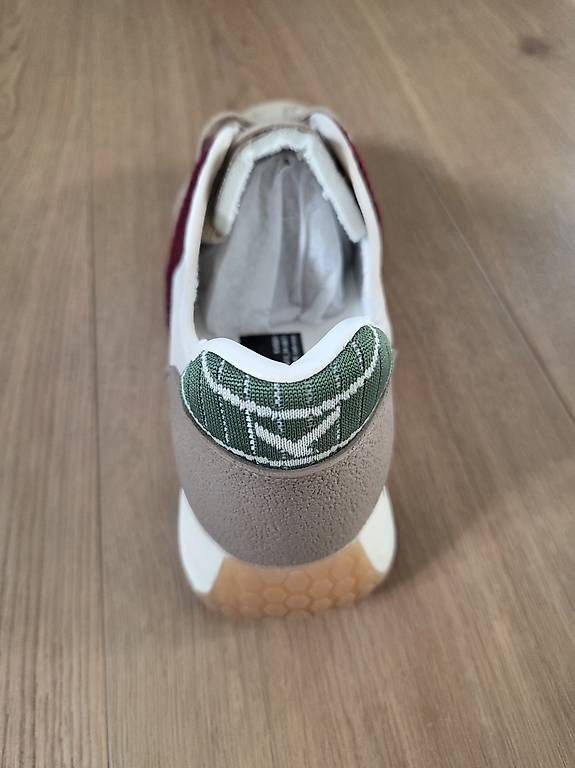 Chaussures femmes: Sneaker Keh Noo, Grösse 38, neu  – D'occasion à Langenthal par capische 3