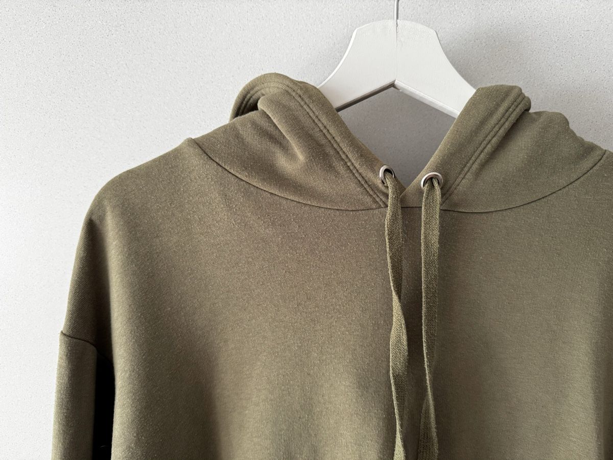 H&M Maglioni & Felpe: Hoodie / Kapuzenpullover – Usato da Luzern venduto da Leaaa 1