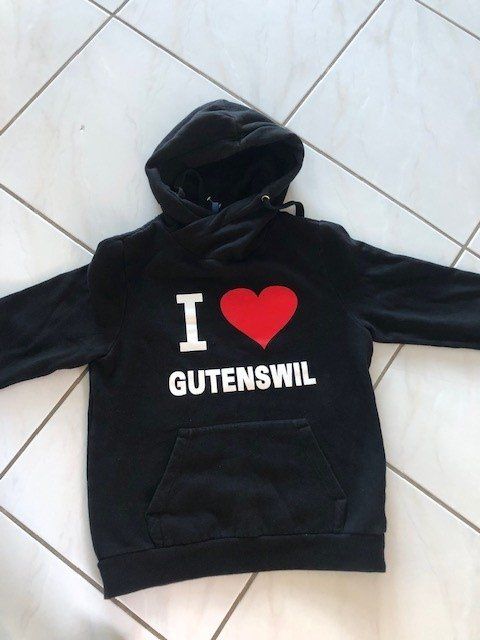 Maglioni & Felpe: Kapuzepullover schwarz – Usato da Gutenswil venduto da walker60 2
