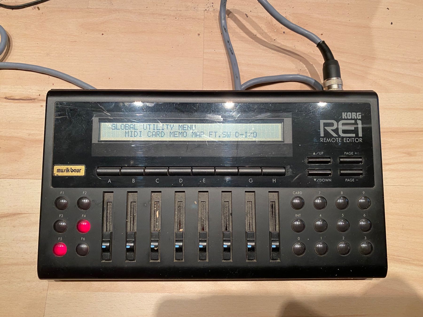 Korg Strumenti musicali: Korg A1 inkl. RE1 Remote und Kabel – Usato da Kollbrunn venduto da Roman2995 1