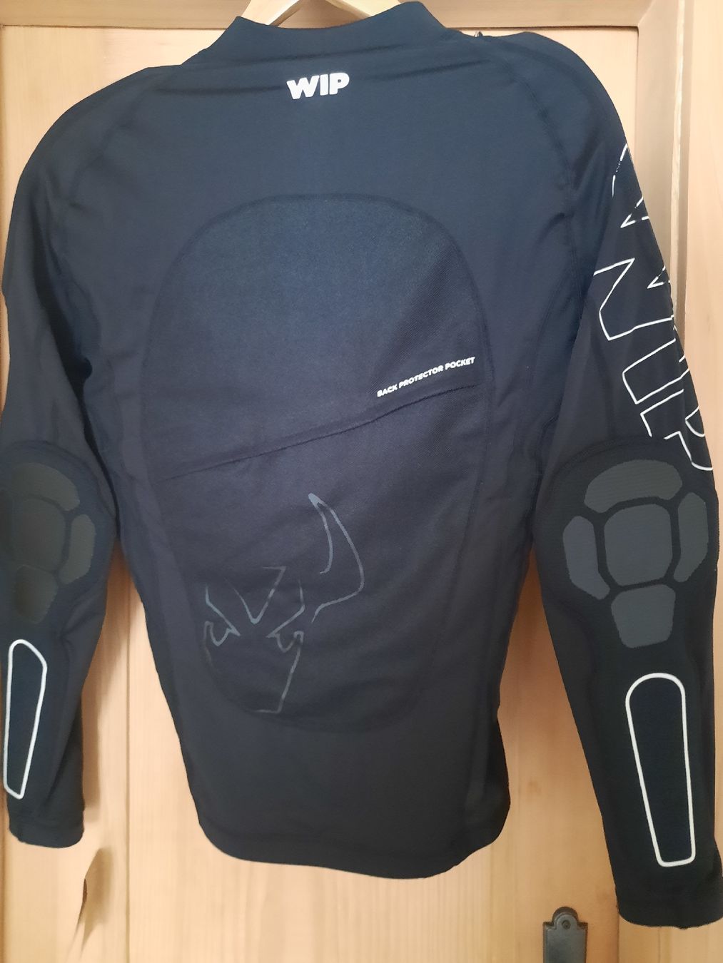 Protezioni & Imbottiture: Forward WIP Action Top - Grösse XL – Nuovo e nell'imballaggio originale da Unterterzen venduto da elebo 3