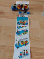 Vintage Lego 696 Bus Stop Busstation