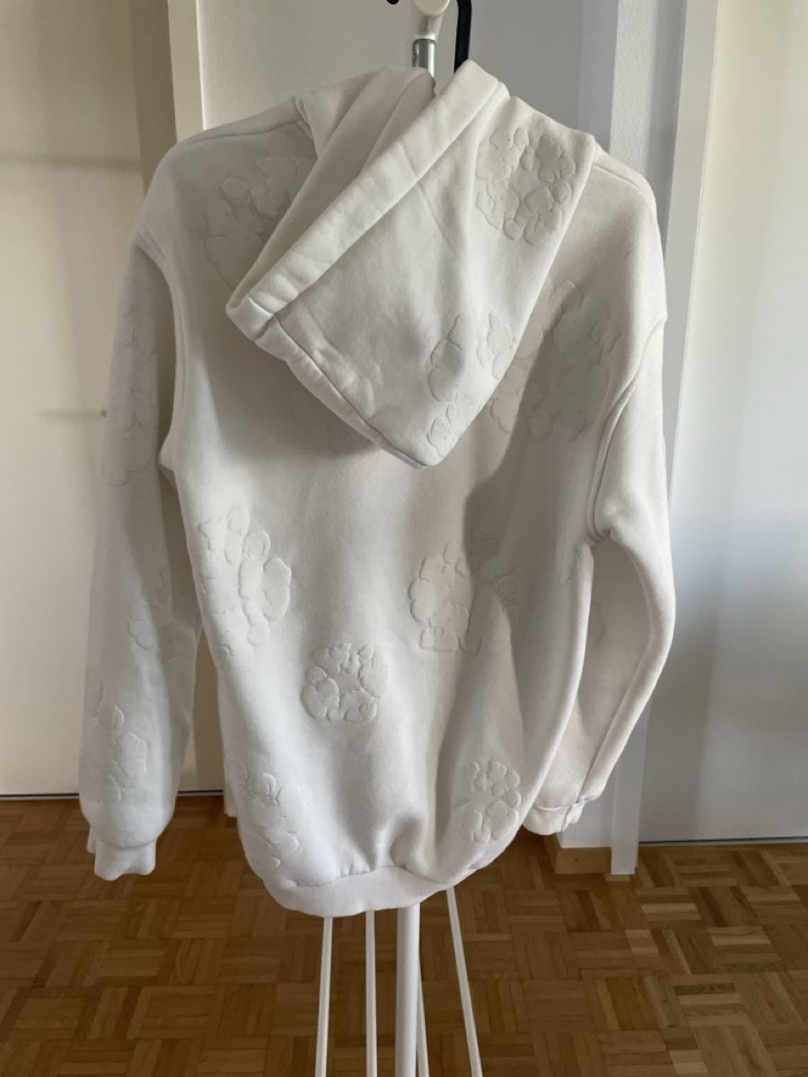 Maglioni & Felpe: Sweatshirt blanc avec motif texturé taille 16 ans – Usato da Yverdon-les-Bains venduto da mar_hg5t 2
