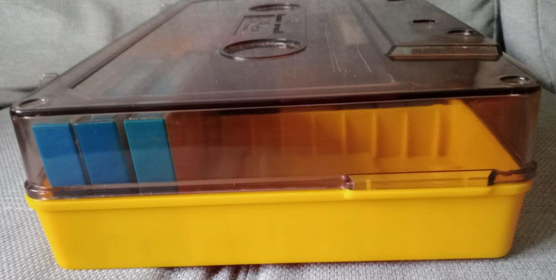 Musicassette: Boîte Rangement en forme CASSETTE AUDIO / vintage – Usato da Le Locle venduto da borgespatricia 5