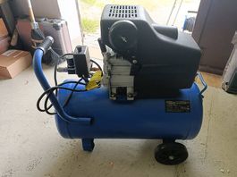Mobiler Luftkompressor / Kompressor mit Drucktank