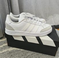 Adidas Sneaker weiss Gr. 43 1/3, neu & ungetragen