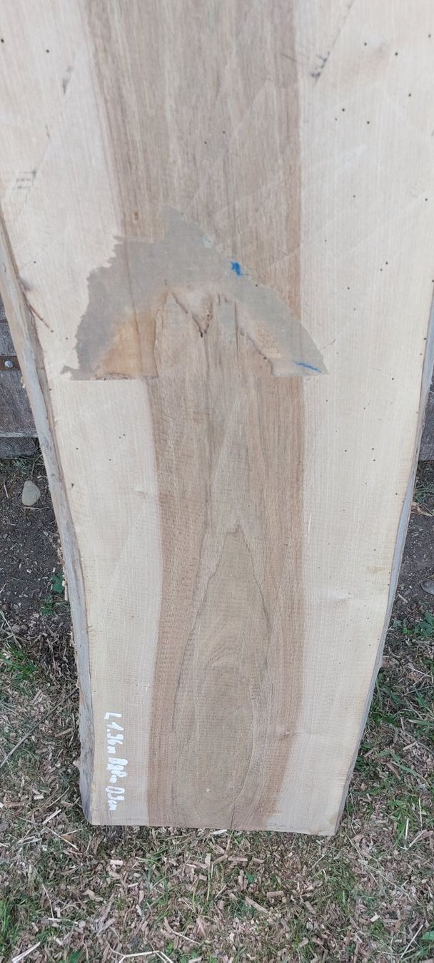 Articoli in legno: Schweizer Nussbaumholz – Difettoso da Giswil venduto da Stocki02 2