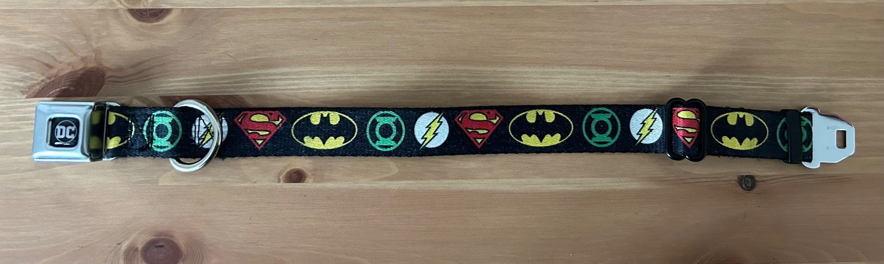 Guinzagli & Collari: Halsband Superhelden – Usato da Allschwil venduto da san_p9xs 4