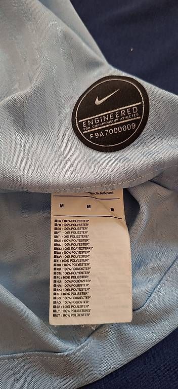 Canottiere & Pantaloni: Nike Atlético de Madrid Trikot  – Usato da Root venduto da 123.aless 1