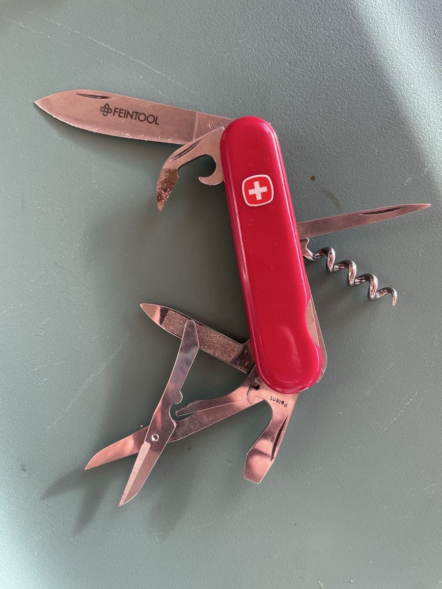 Wenger Coltelli tascabile: Wenger Traveller Sackmesser mit Feintool logo – Usato da Zürich venduto da aut_nr75 1