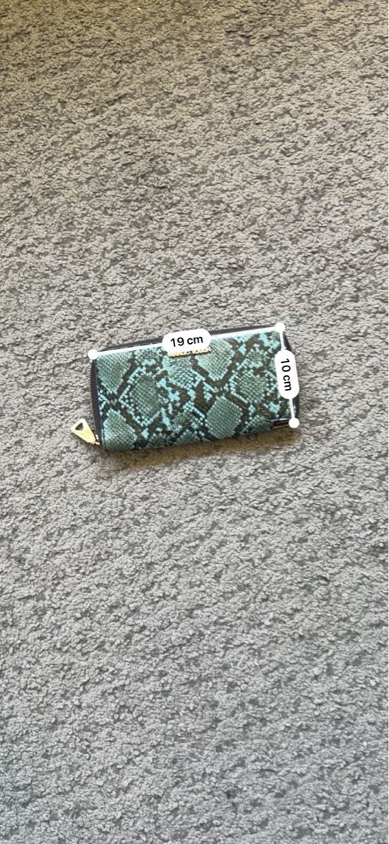 Mango Portemonnaie: Portefeuille femme Mango Touch python 19x10cm bon état – Neu (gemäss Beschreibung) aus Genève von eth_6qs6 3