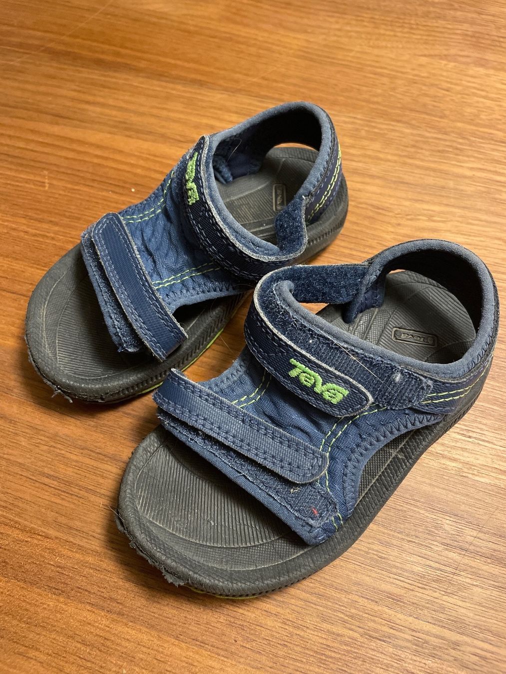 Teva Scarpe per ragazzi: Kindersandalen Teva Grösse 22 – Usato da Münsingen venduto da cwiedmer