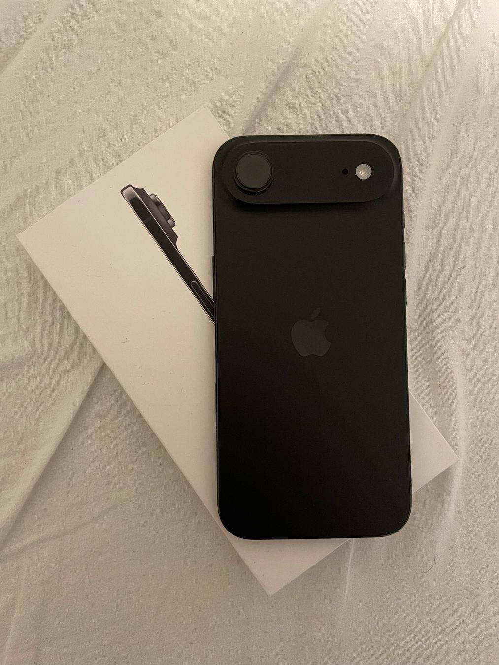 Apple Telefoni cellulari / Smartphones: ---> iPhone 17 Air 512 GB <--- – Nuovo (secondo la descrizione) da Rotkreuz venduto da antonl_14