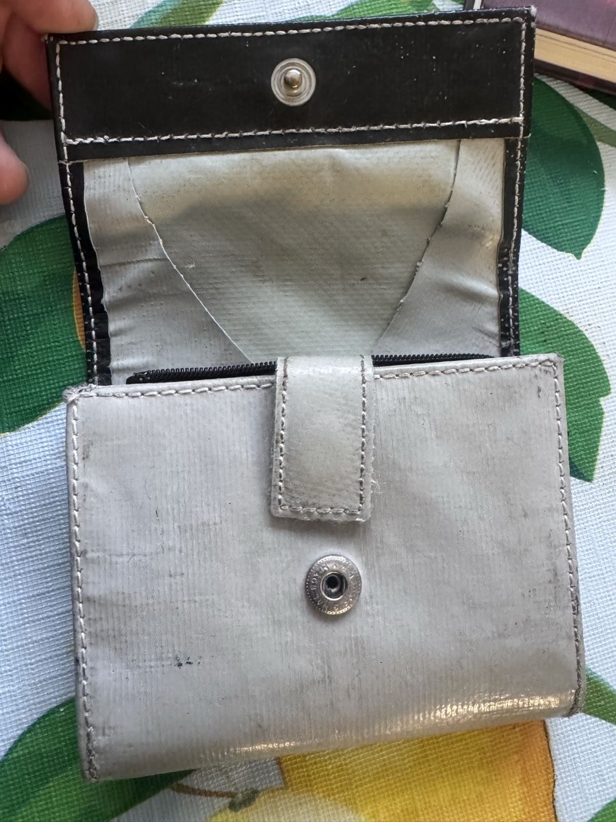 Freitag Brieftaschen: Freitag Geldbörse – Gebraucht aus Orpund von Rhodes0 4