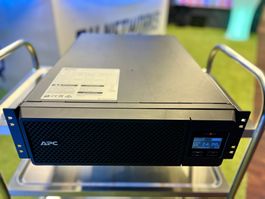 APC USV SRT5KRMXLI 5000 VA / 4500 W