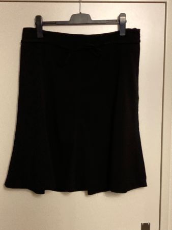 Elegant, schwarzer Business Rock  - H&M - Gr 46 - TOP !