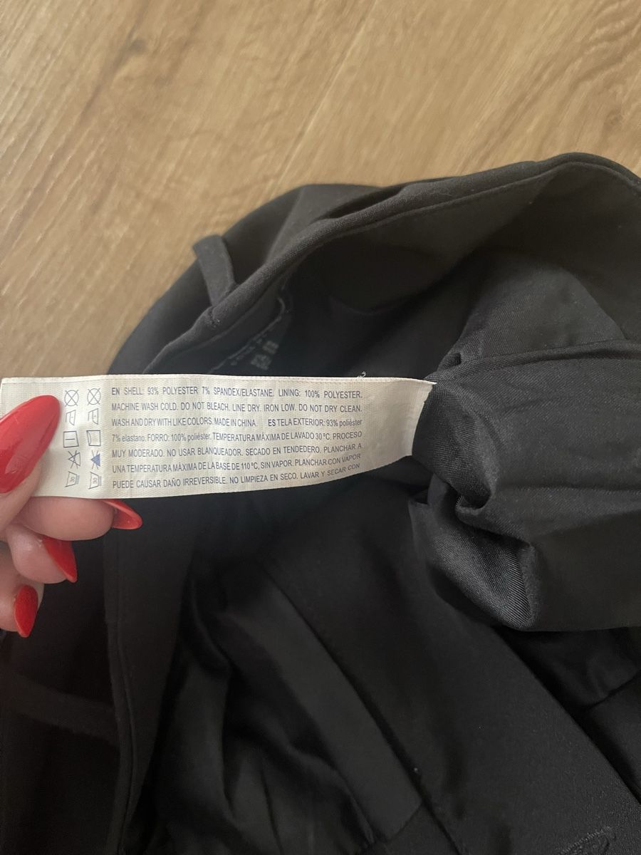 Hosen: Shorts inkl. Gürtel Gr S Forever 21 – Gebraucht aus Bassersdorf von Sandy456 4