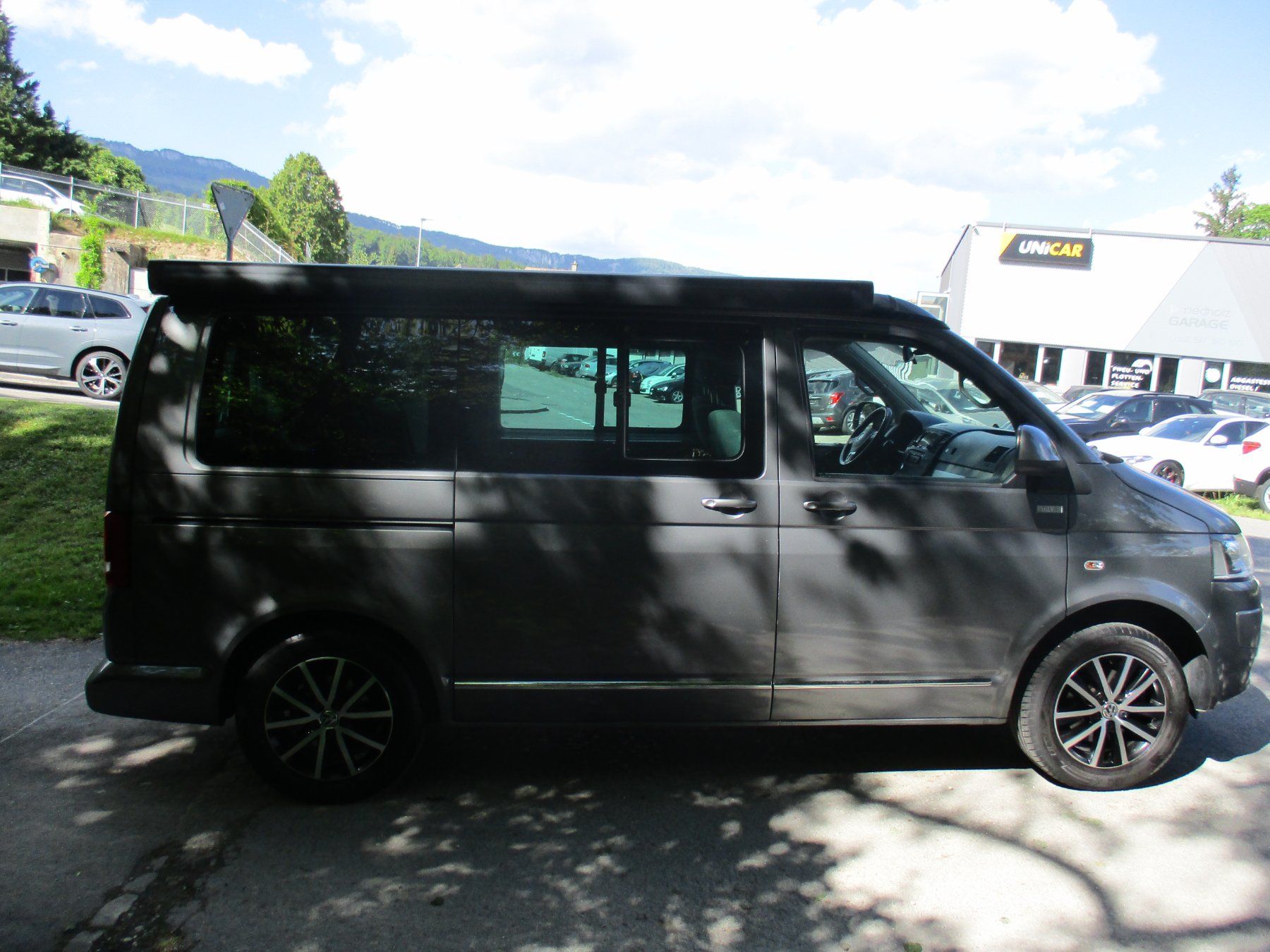 VW Camping Fahrzeuge: VW T5 Califonia inkl Garantie – Gebraucht aus Riedholz von Riedholz-Garage 3