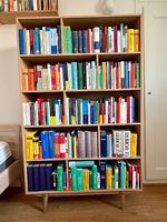 Bibliothèque en bois clair | Light wood bookcase