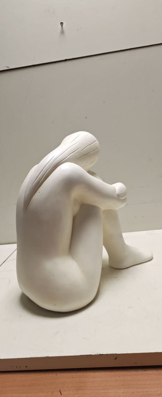 Sculture & Statue: Frauenfigur eventuell Keramik.(nov845) – Usato da Künten venduto da Schnaepplihuus 3