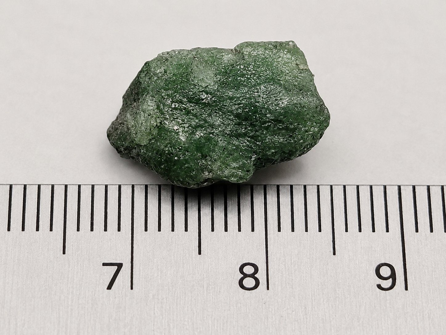 Pietre preziose: Tsavorit roh  9.6ct. – Nuovo e nell'imballaggio originale da Winterthur venduto da LukasMineralienOase 1