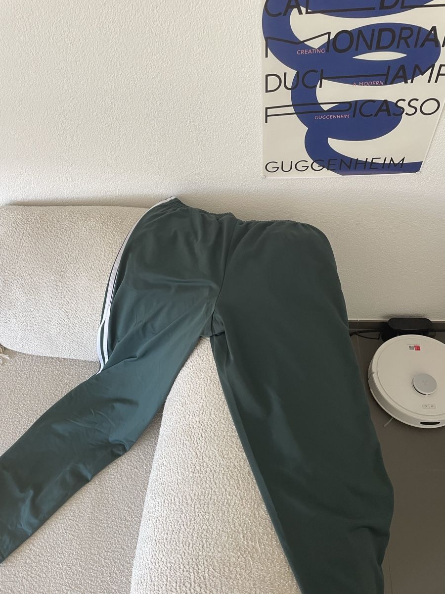 Adidas Pantaloni: Adidas Trainerhose – Usato da Spiez venduto da jul_z62c 2