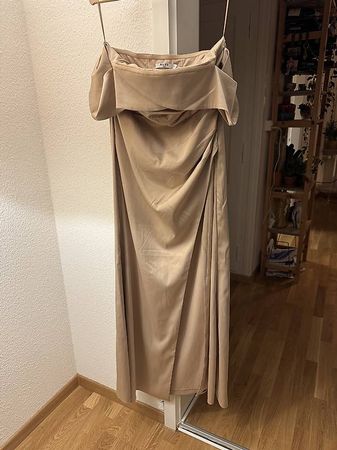 elegantes, goldenes, bodenlanges Kleid (Gr.42)