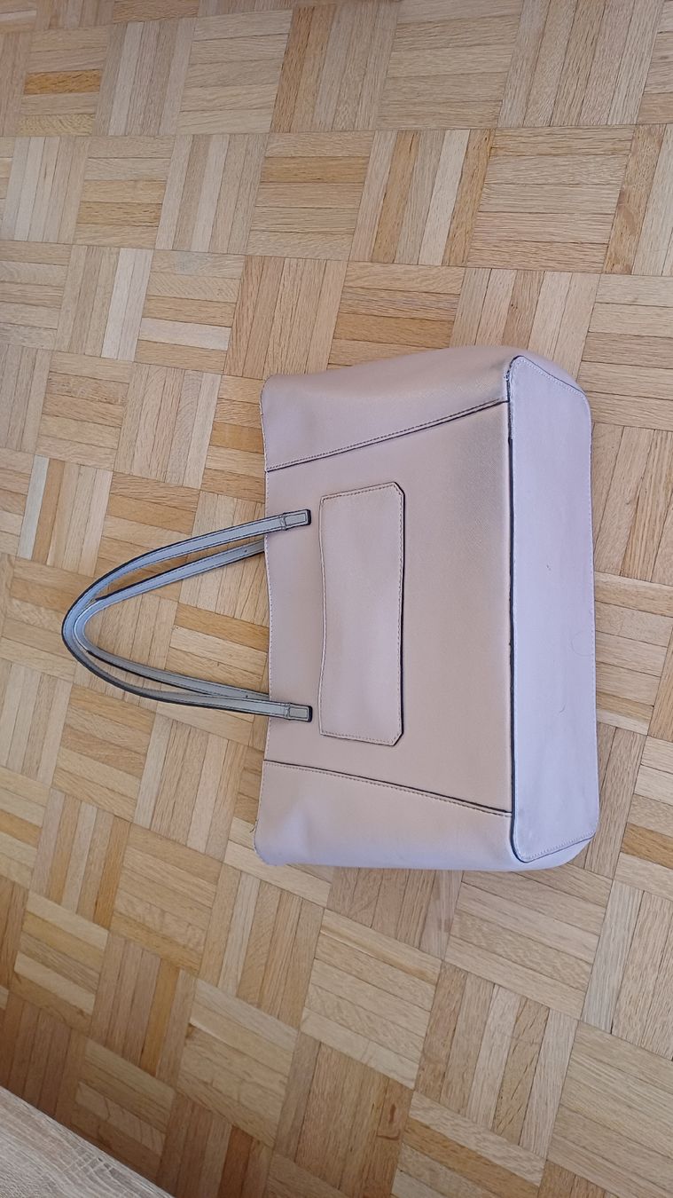 Guess Borse da donna: Guess Handtasche Sommerlich Pink ab 1CHF – Usato da Zürich venduto da hoeschtle 3