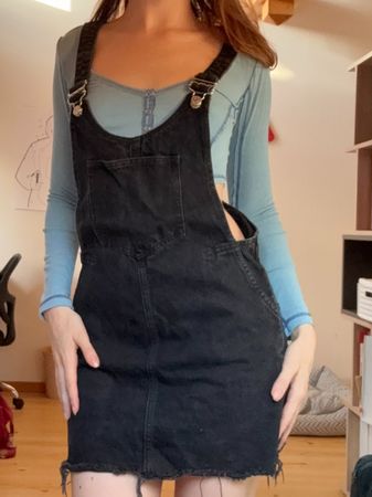 Robe salopette en jean noir