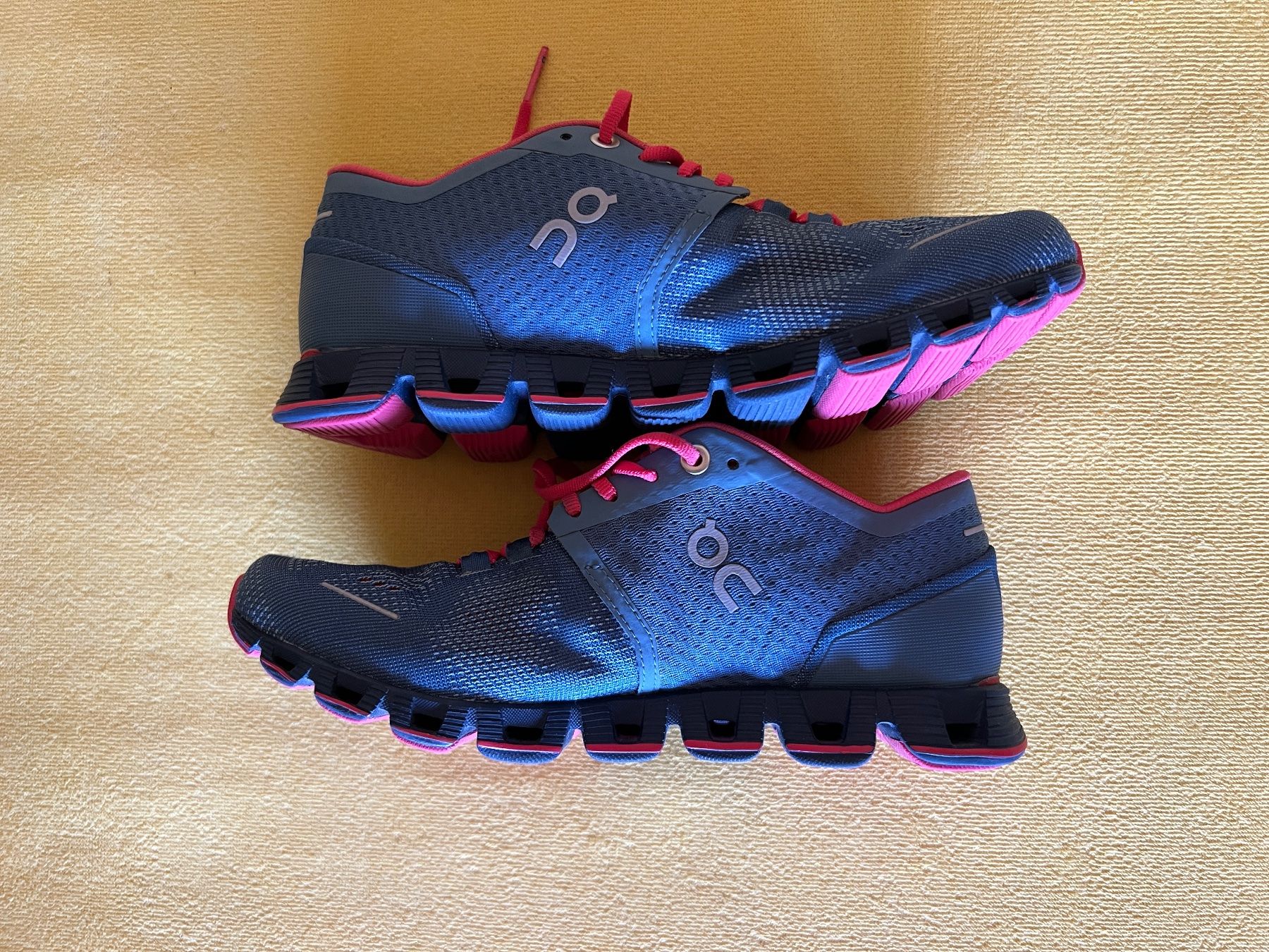 On Scarpe da uomo: ON Cloud - Turnschuhe – Usato da Bergdietikon venduto da Brigitte71 1