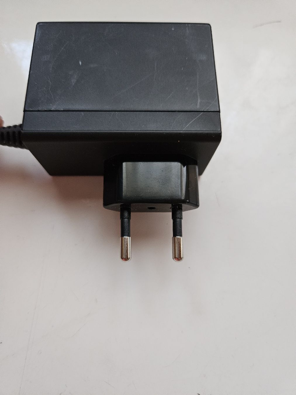 Nintendo Adapter & Kabel: Nintendo Switch Lite Ladegerät Original – Gebraucht aus Sutz von justinundfriends 4