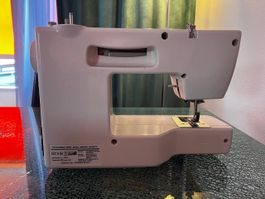 Toyota Nähmaschine SP100, Jeans, Top Zustand, Winterprojekt
