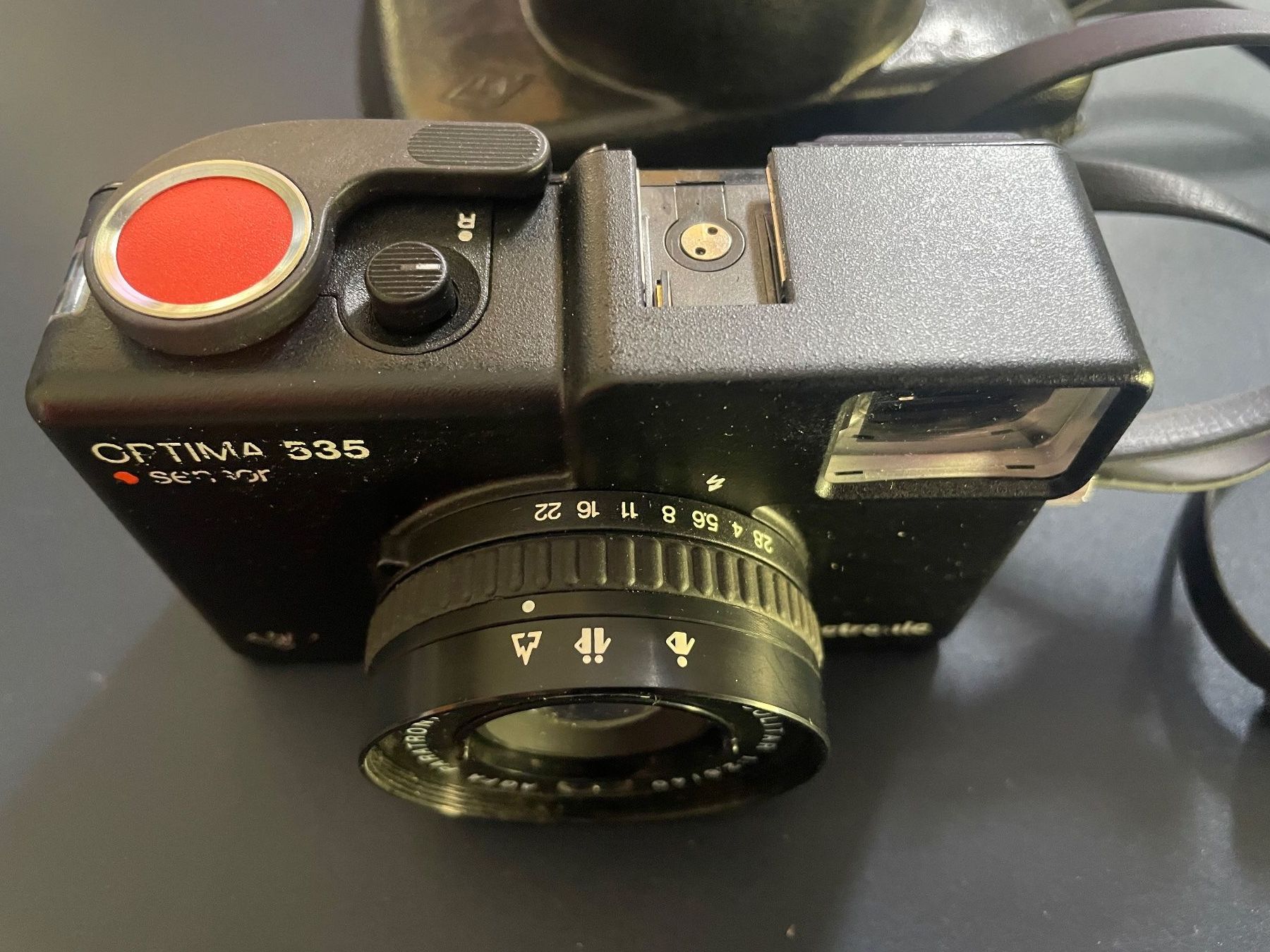 Zeiss Fotocamera: Agfa Optima 535 Sensor - Vintage Kultkamera mit Etui Blitz – Usato da Volketswil venduto da rubin74 3