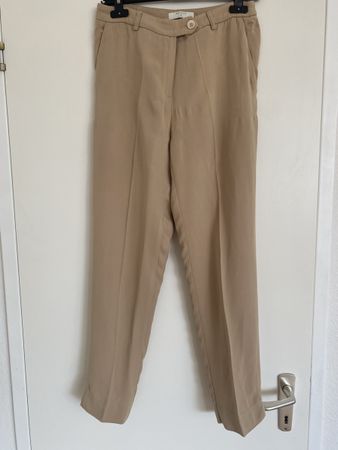 Classy beige trousers S