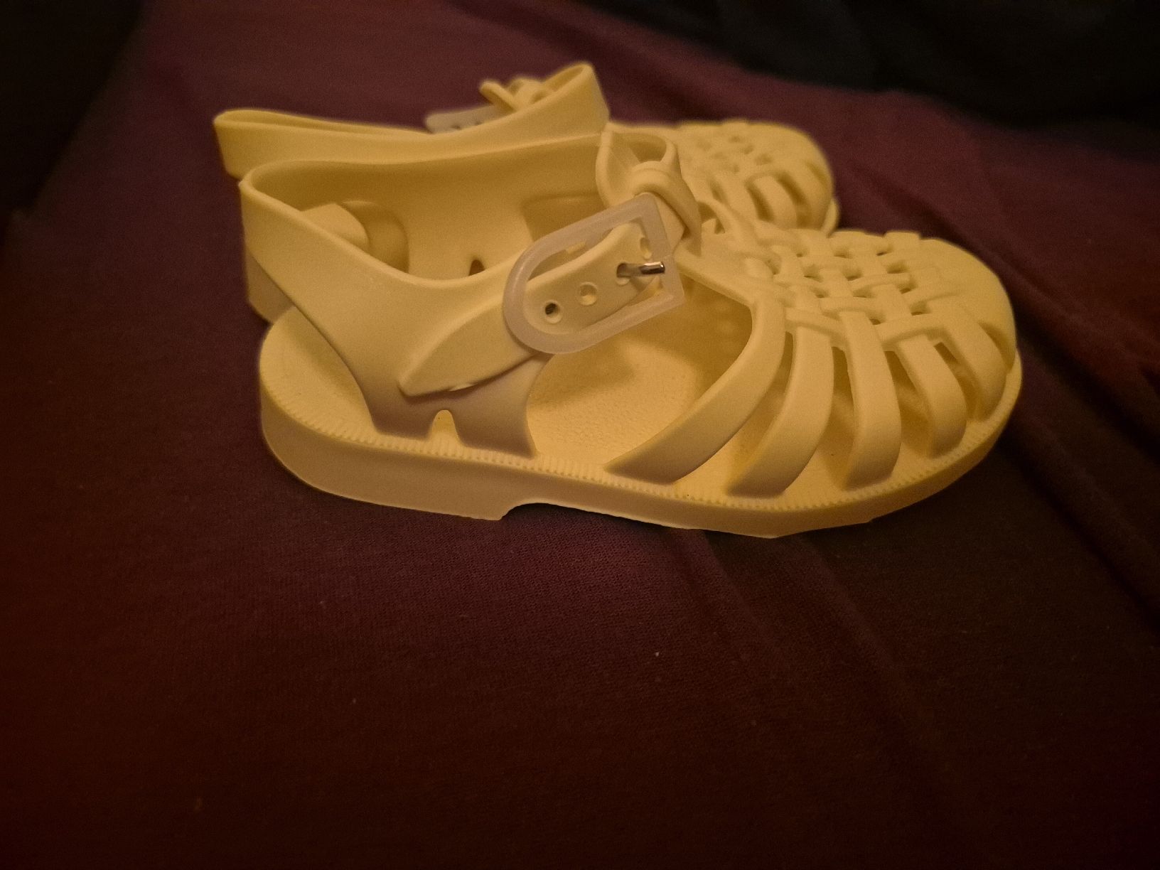 Scarpe per ragazzi: Wassersandalen Meduse 23 – Nuovo (secondo la descrizione) da Wabern venduto da car_km6c 1