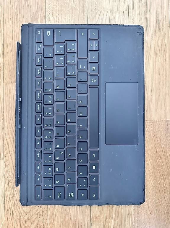 Microsoft Notebooks: Microsoft Surface pro – Gebraucht aus Niederwil AG von Debi_01 3