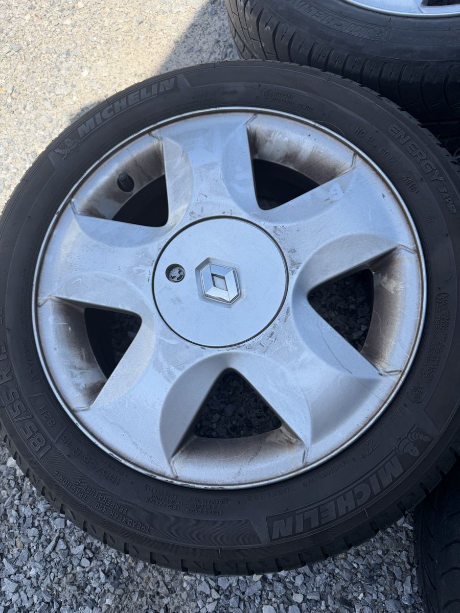 Renault Pneumatici & Ruote complete: Original Renault Twing II 15 Zoll – Usato da Mollis venduto da BSL10 4
