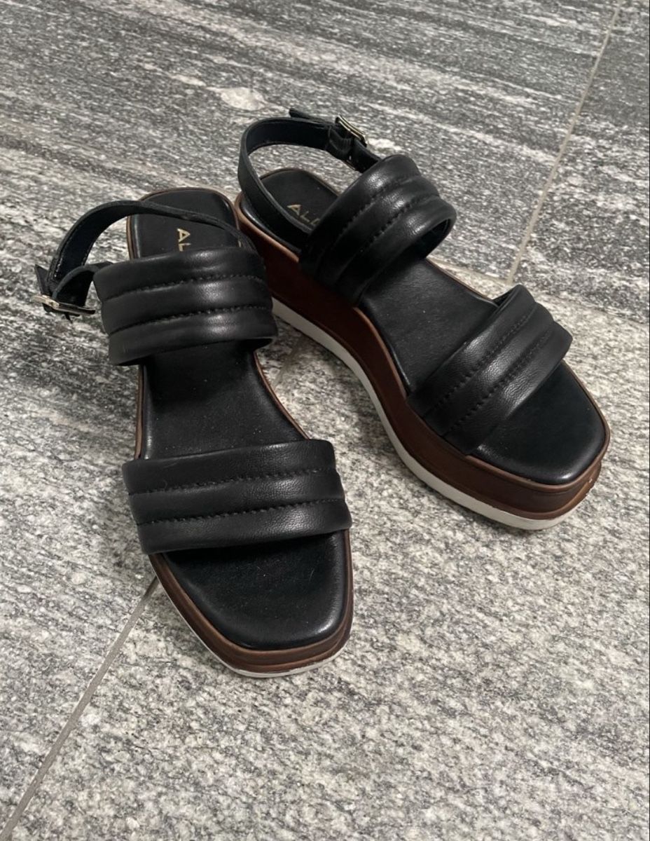 Aldo Scarpe da donna: Aldo Black Leather Platform Sandals, Size 37 – Usato da Sementina venduto da NinaDel 1