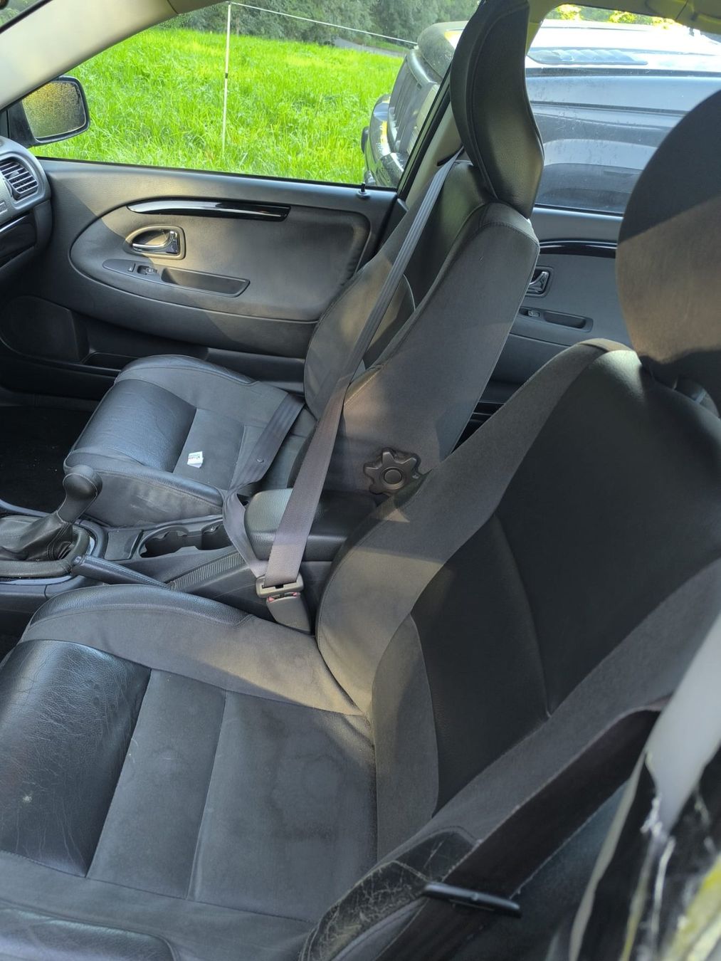 Volvo Automobili: Volvo V40 1.8 – Usato da Guggisberg venduto da Bmaegerli 5