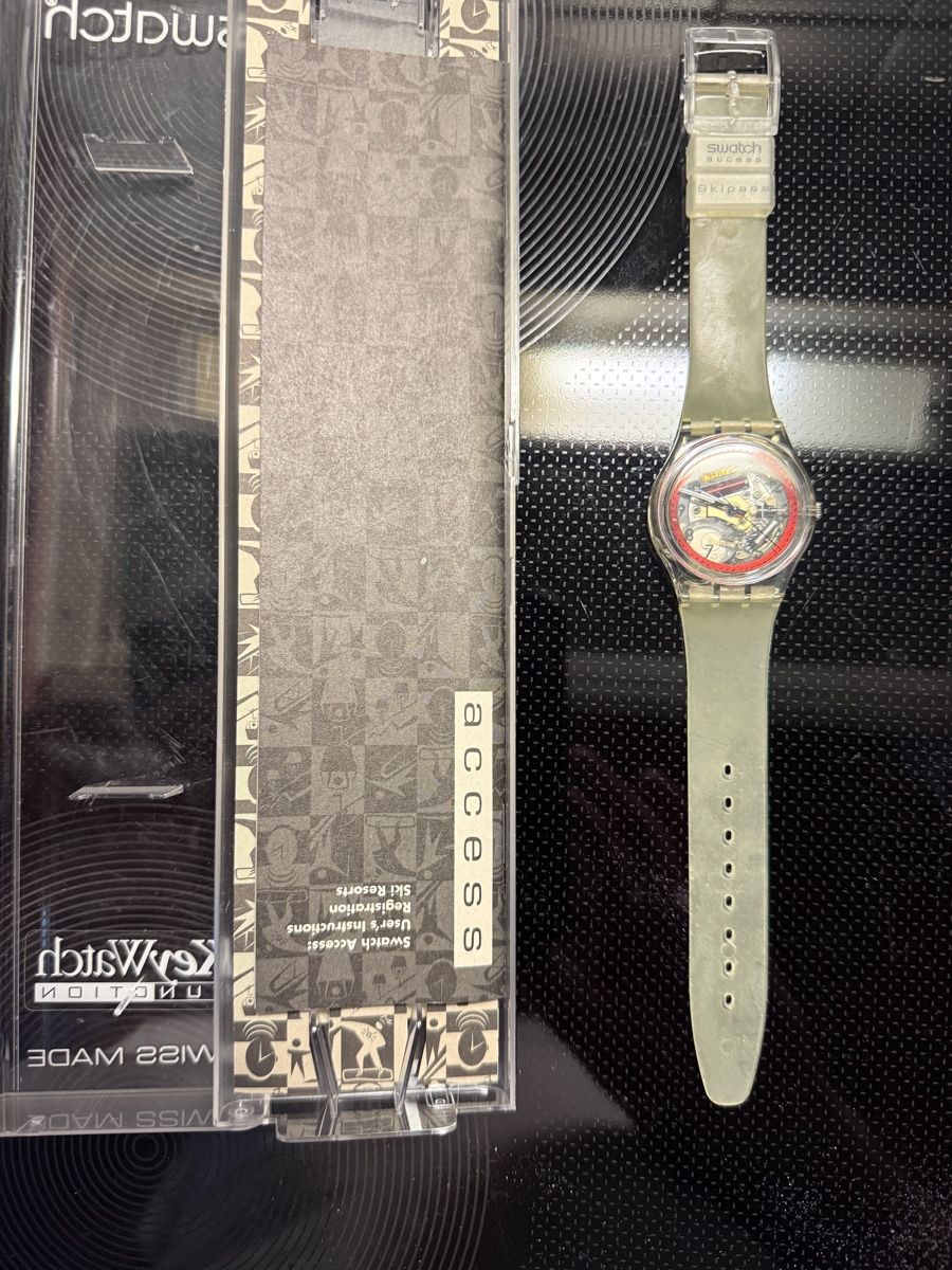 Swatch Uhren: Swatch Access Skipass sehr guter Zustand – Gebraucht aus Messen von Versber