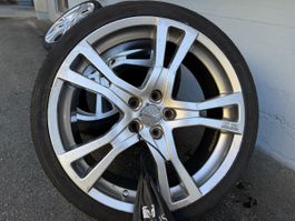 4 felgen OZ mit Sommerreifen235/35 ZR19 Alufelgen Top Zustan