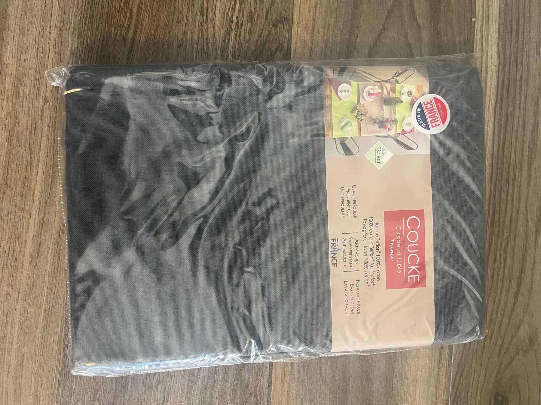 Coperte: Runde Tischedecke  Teflon 100%  Baumwolle - Grau - 160 cm – Nuovo e nell'imballaggio originale da Zürich venduto da Daria_Step 1